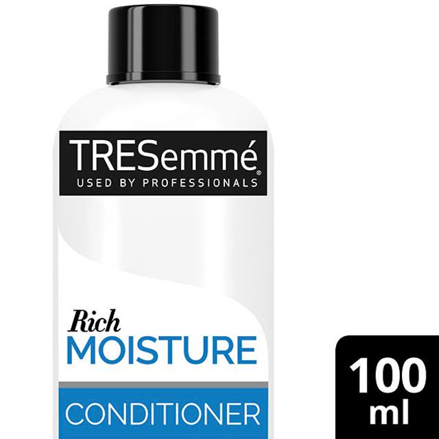 TRESemmé Rich Moisture Hoitoaine Ammattimaista laatua 100 ML