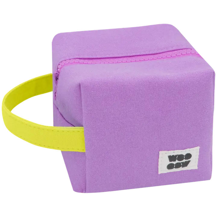 WOO OOW meikkilaukku