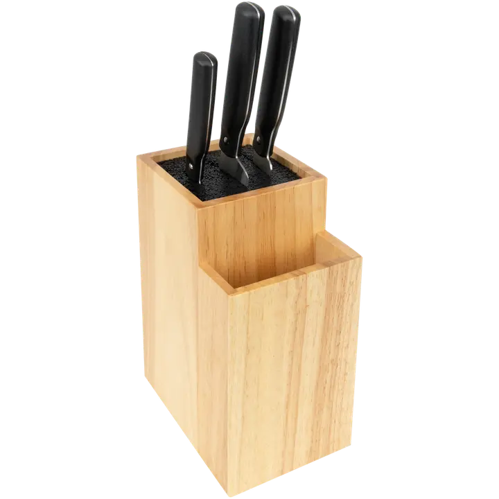 House veitsitukki ja kolme veistä