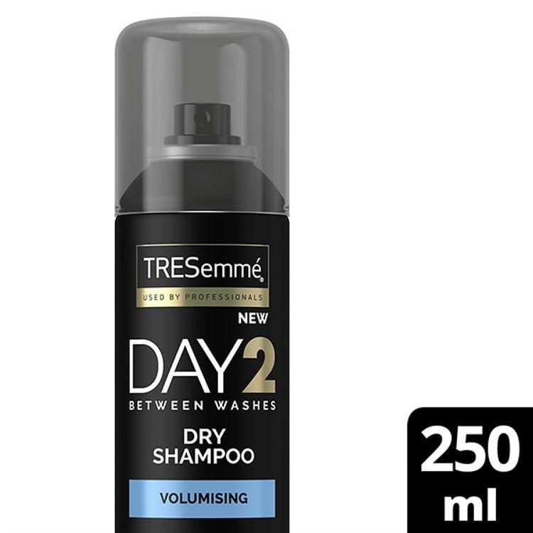 TRESemme Day 2 Volumising Kuivashampoo Tuuheuttava 250 ml